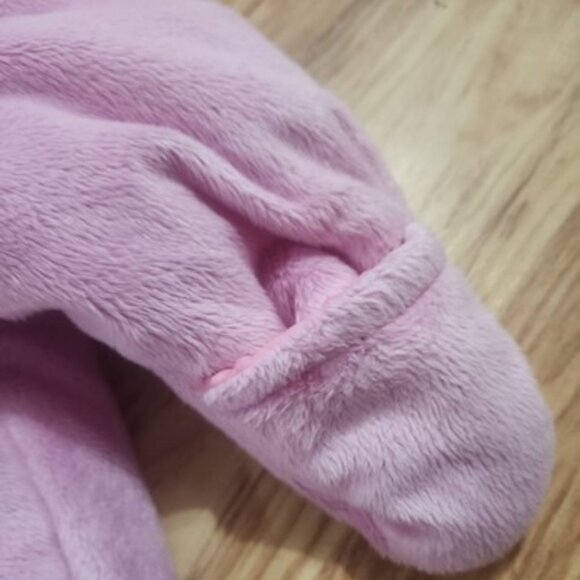 Baby Girl Hello Kitty SnowSuit Size 6-9 Months, pink soft insulated zip & hood - Picture 4 of 15